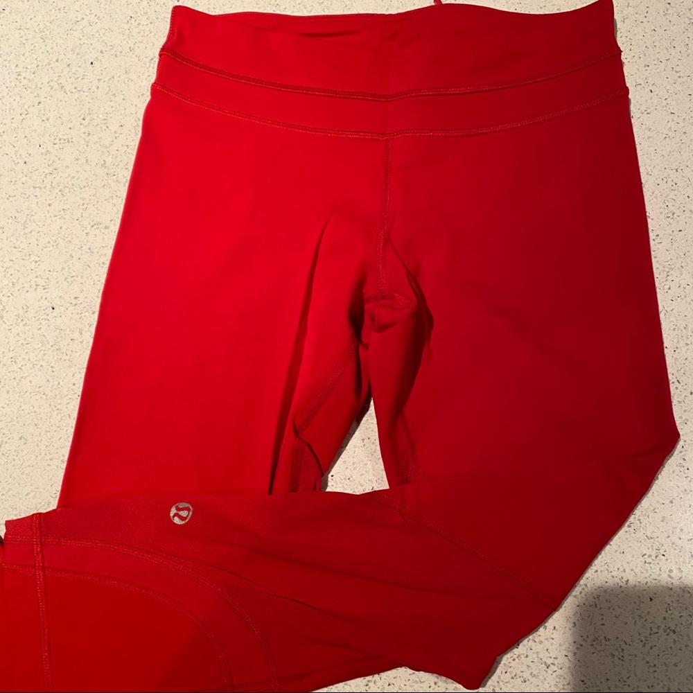 🍋lululemon RED RUN CROPS - 6